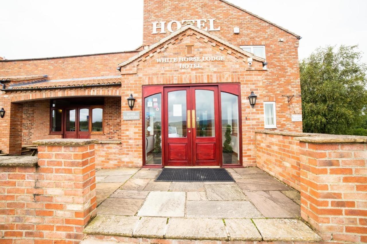 Oyo White Horse Lodge Hotel, East Thirsk Bagby Exterior photo