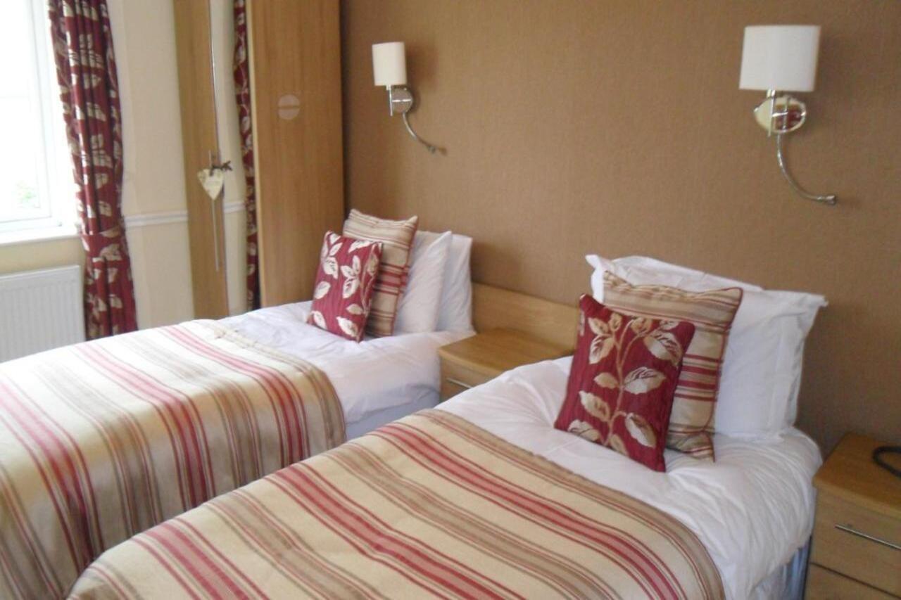 Oyo White Horse Lodge Hotel, East Thirsk Bagby Exterior photo